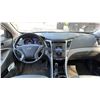 Image 7 : 2014 HYUNDAI SONATA HYBRID 4DRSD WHITE VIN KMHEC4A44EA111606