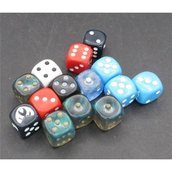 Lot of 14 New Roll playing Mini Dice 6 Sided