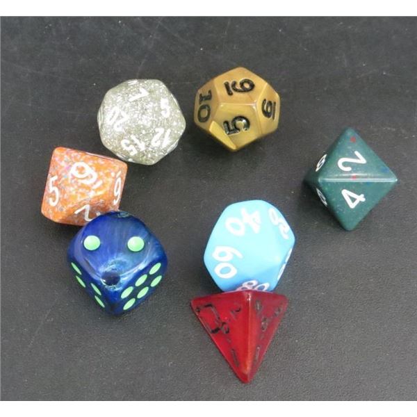 Lot of 7 New Roll playing Game RPG Dice