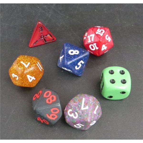 Lot of 7 New Roll playing Game RPG Dice