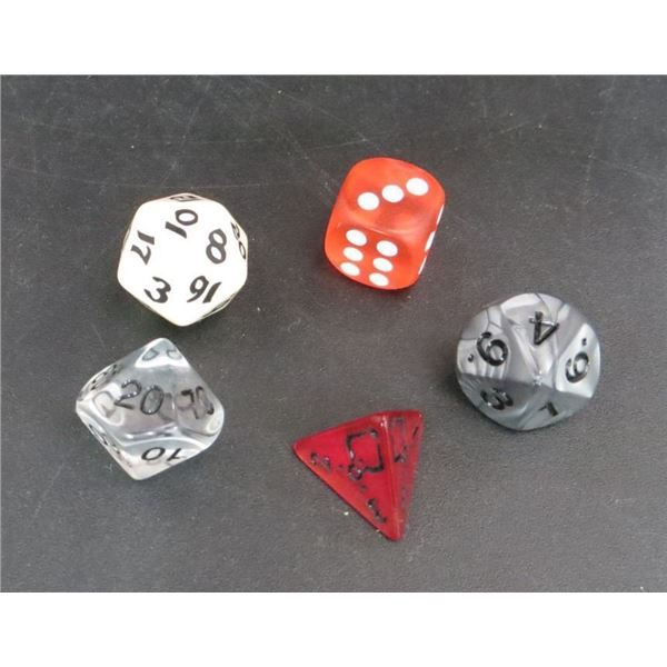 Lot of 5 New Roll playing Game RPG Dice