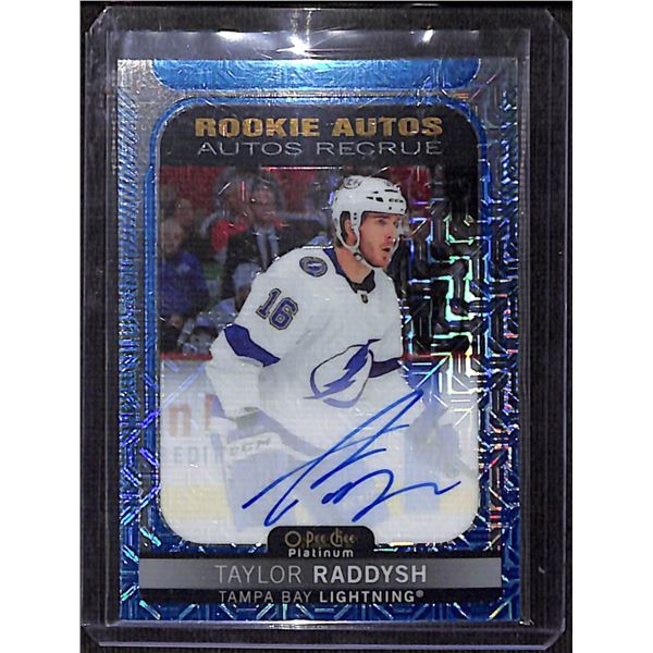 2021-22 O-Pee-Chee Platinum Rookie Autographs Blue Traxx #RTR Taylor Raddysh BV $60