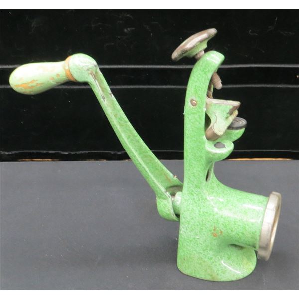 Vintage Green Hand Grinder Meat Grinder