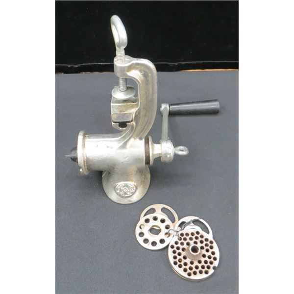 Vintage Spong National 20 England Metal Meat Grinder With Attachments
