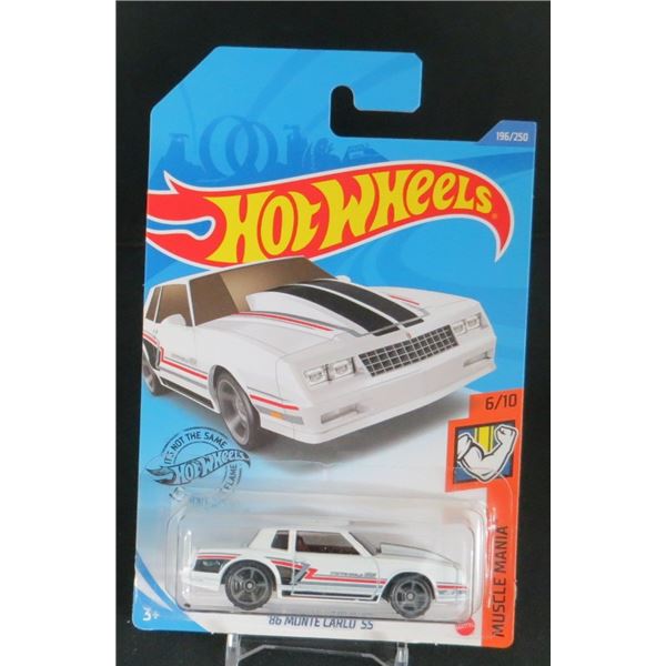 Hot Wheels Muscle Mania '86 Monte Carlo SS