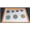 Image 2 : Royal Canadian Mint 2004 Uncirculated 7 Coin Collector Set