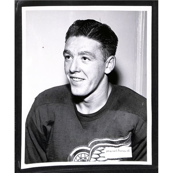 Vintage Original 8x10 Black & White Photo Detroit Red Wings Marcel Pronovst