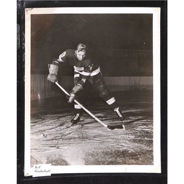 Vintage Original 8x10 Black & White Photo Detroit Red Wings Bill Quackenbush