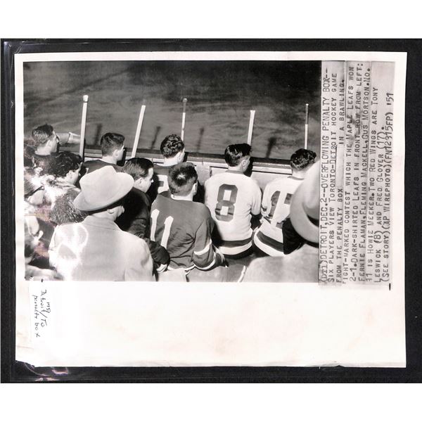 Vintage Original 8x10 Black & White Wire Photo Detroit Red Wings Overflowing Penalty Box