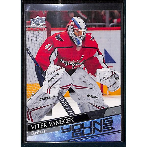 2020-21 Upper Deck #211 Vitek Vanecek YG RC