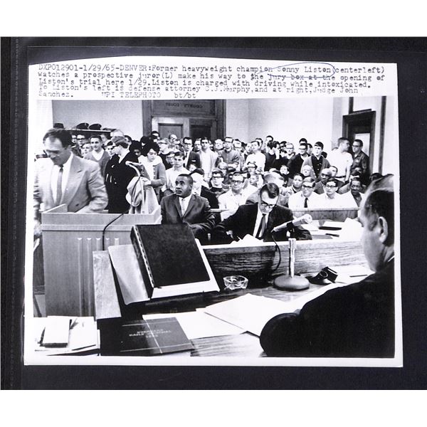 Vintage Original 8x7 Black & White Wire Photo Boxer Sonny Liston