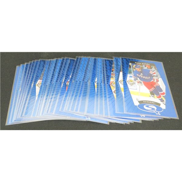 1998-99 UD Choice StarQuest Blue Complete set 30 Cards