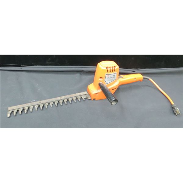 Black & Decker 13" Hedge Trimmer --Tested & Working--