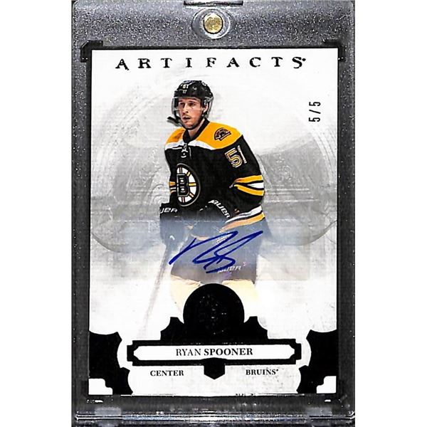 2017-18 Artifacts Black #69 Ryan Spooner Autograph 5/5 BV $75