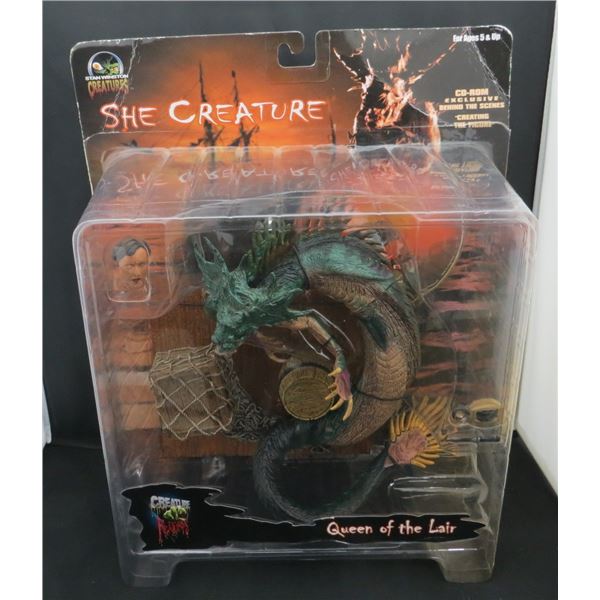 2001 Stan Winston Creatures She Creature Queen of The Lair Action Figure