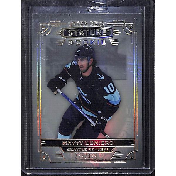 2022-23 Upper Deck Stature #102 Matty Beniers RC 259/399