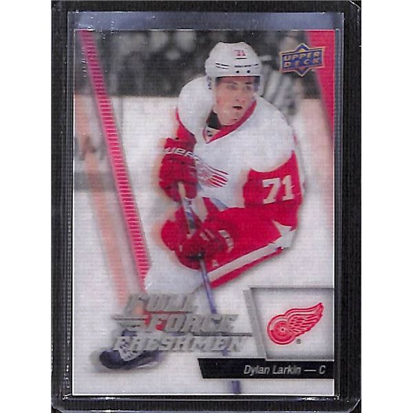 2015-16 Upper Deck Full Force #120 Dylan Larkin RC BV $40