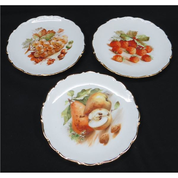 3 Schumann Arzberg Germany Porcelain Fruit Plates 7" Diameter