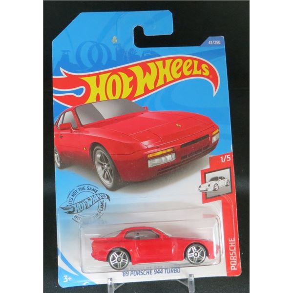 Hot Wheels Red '89 Porsche 944 Turbo