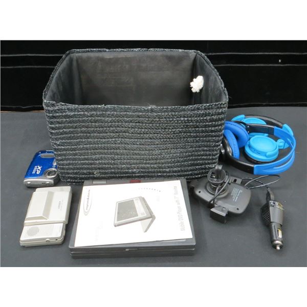 Estate Electronics Lot Cell Phones, Headphones, Cameras & more