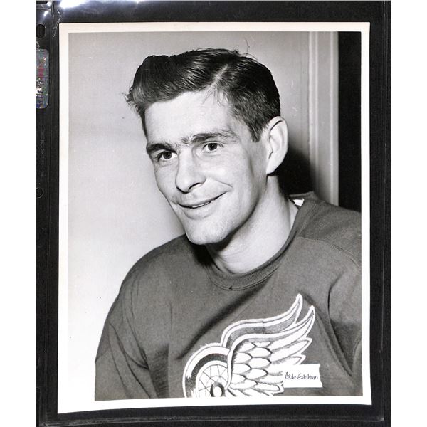 Vintage Original 8x10 Black & White Photo Detroit Red Wings Bob Goldham