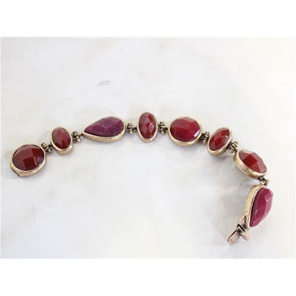 RED GEMSTONE GP BRACELET