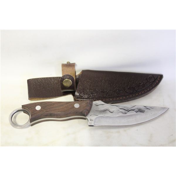NEW HUNTING KNIFE