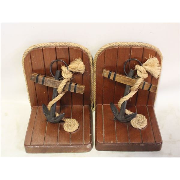 VINTAGE ANCHOR WOOD BOOKENDS
