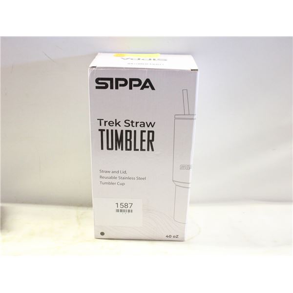 SIPPA – TREKSTRAW TUMBLER – 40 OZ