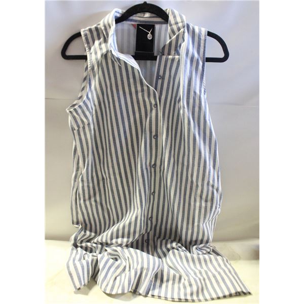 SZ. MED. IYLA BLUE & WHITE SHIRT DRESS & CRYSTAL