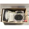 Image 1 : 10 ASSORTED VTG. & NEWER FRAMES
