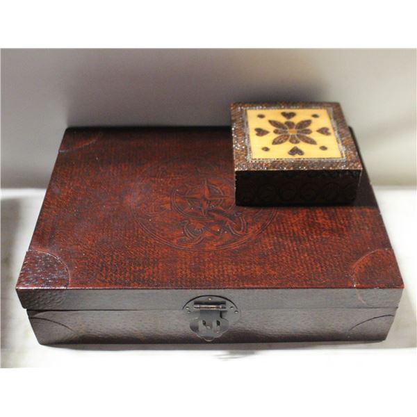 2 VINTAGE WOOD STORAGE BOXES