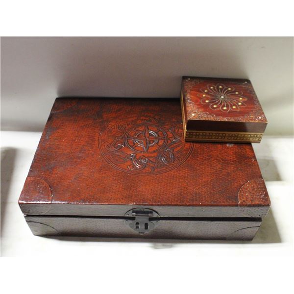 2 VINTAGE WOOD STORAGE BOXES