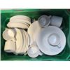 Image 1 : GIBSON WHITE DESIGNS FRUIT PORCELAIN SET 30