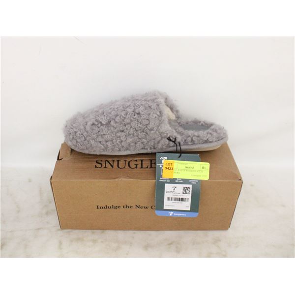 SNUG LEAVES WOMENS SCUFF SLIPPERS