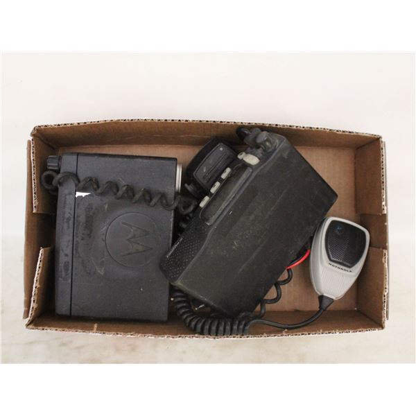 SET OF 2 MOTOROLA RADIUS MOBILE RADIO BLACK