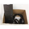 Image 1 : SONY DIGITAL WIRELESS HEADPHONES W CHARGING DOCK