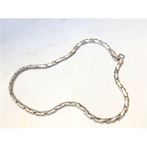 62-GRAM PEWTER 20-INCH SNAKE NECKLACE