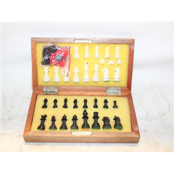 TRAVEL CHESS / CHECKERS - NEW