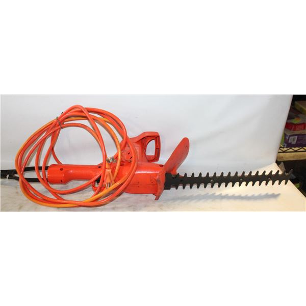 13" BLACK AND DECKER ELECTRIC HEDGE TRIMMER AND