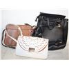 Image 1 : LOT OF WOMAN’S PURSES