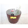 Image 1 : 4 VINTAGE COKE+PEPSI BOTTLES IN TIN BUCKET