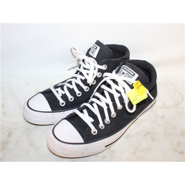 LADIES CONVERSE ALL STARS SZ 8