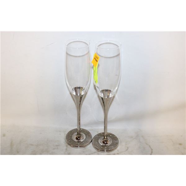 PAIR BOWRING AMOR GLITTER CHAMPAGNE FLUTES