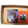 Image 1 : WAYNE GRETZKY DVDS & OILERS TIN