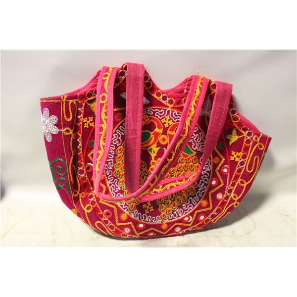 EUROPEAN STYLE BEACH BAG UNUSED