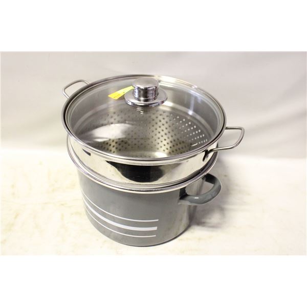 LARGE METAL POT AND STRAINER, WITH VENTED