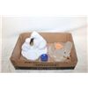 Image 1 : PARTYLITE PORCELAIN FROSTED GLASS POLAR BEAR &