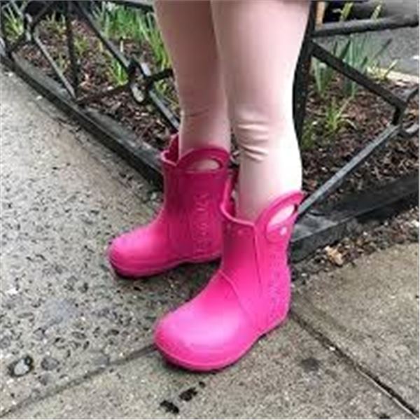 CROC KIDS RAINBOOT NEON PINK SIZE 8