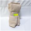 Image 1 : 4 PACK OF WELHOME COTTON HAND TOWELS TAN